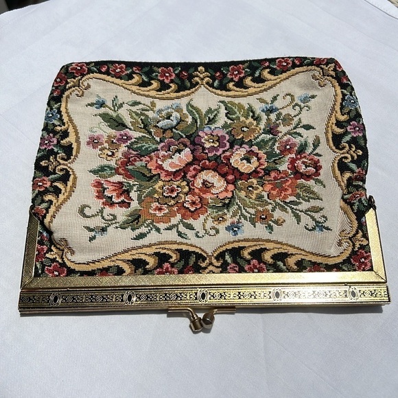 Vintage Tapestry Frame Kisslock Closure Clutch Bag - Picture 1 of 4